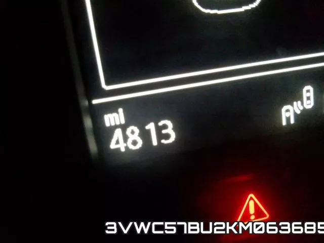3VWC57BU2KM063685 фото 9