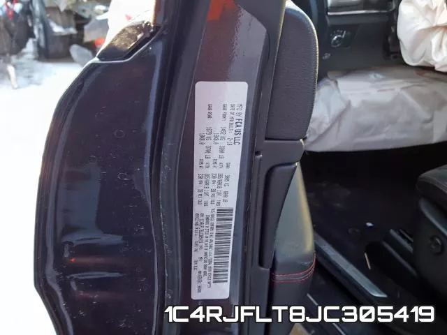 1C4RJFLT8JC305419 фото 2