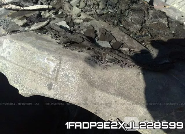 1FADP3E2XJL228599 фото 9