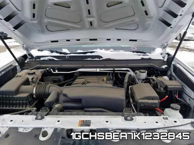 1GCHSBEA7K1232845 фото 7