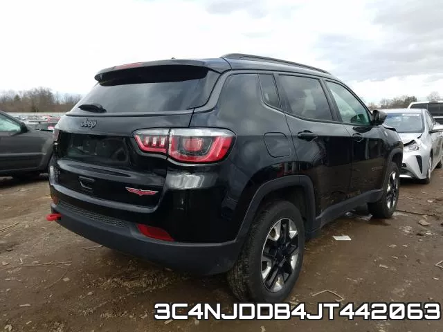 3C4NJDDB4JT442063 фото 5