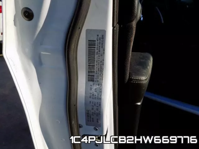 1C4PJLCB2HW669776 фото 2