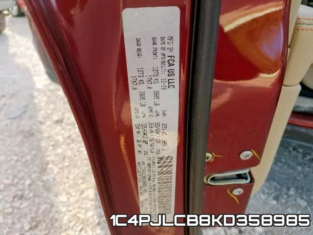 1C4PJLCB8KD358985 фото 2