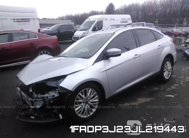 1FADP3J23JL219443 фото 3