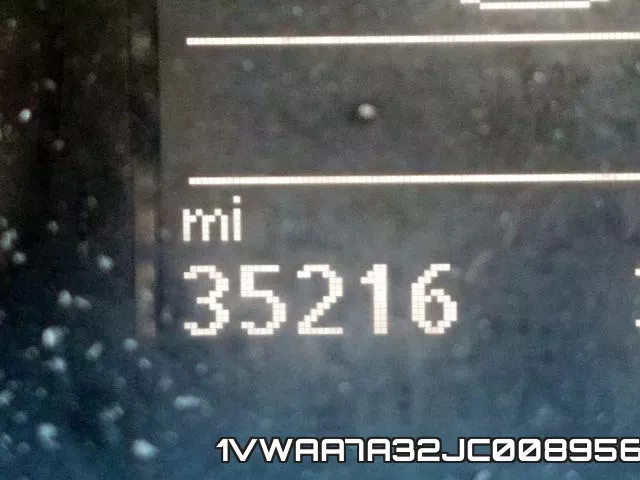 1VWAA7A32JC008956 фото 8