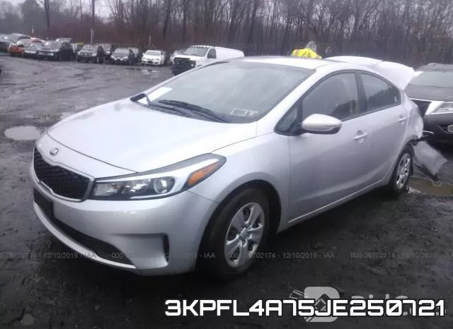 3KPFL4A75JE250721 фото 3