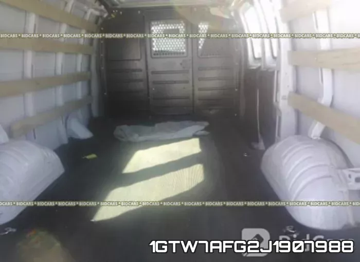 1GTW7AFG2J1907988 фото 9