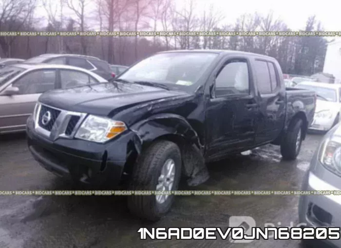 1N6AD0EV0JN768205 фото 3