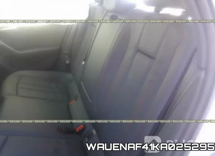 WAUENAF41KA025295 фото 9