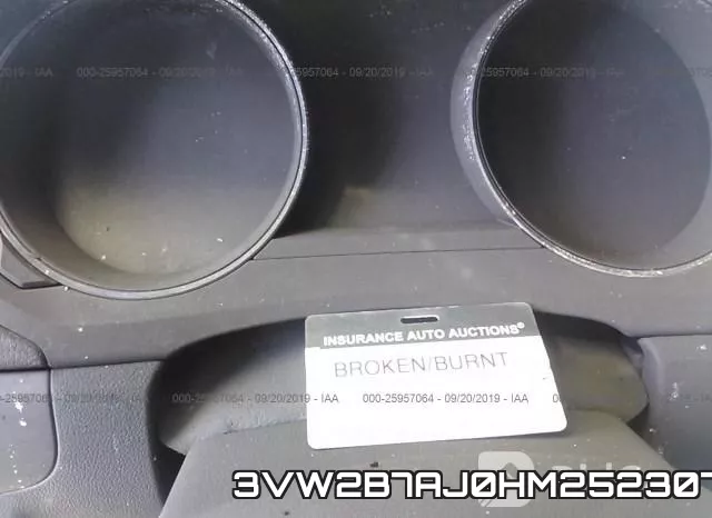 3VW2B7AJ0HM252307 фото 8