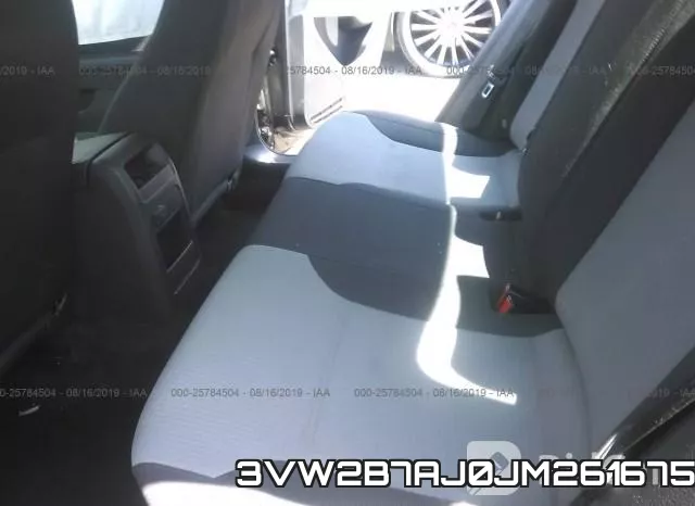 3VW2B7AJ0JM261675 фото 9