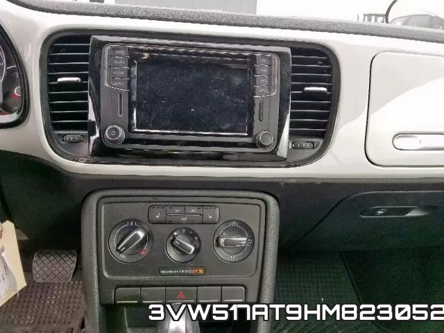 3VW517AT9HM823052 фото 10