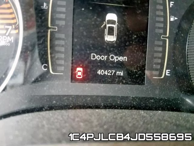 1C4PJLCB4JD558695 фото 8