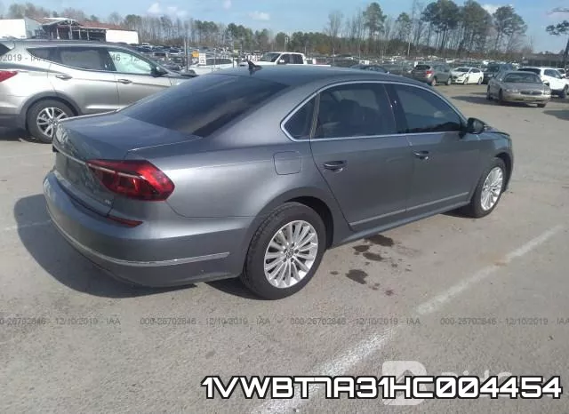 1VWBT7A31HC004454 фото 4