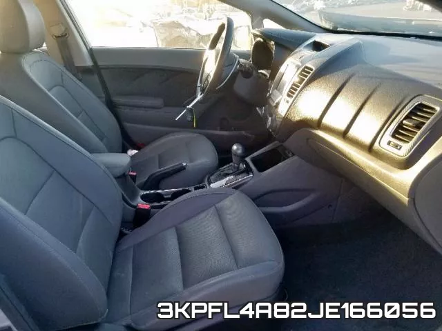 3KPFL4A82JE166056 фото 6