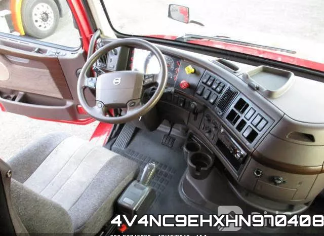 4V4NC9EHXHN970408 фото 4