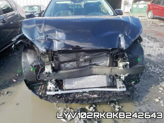 LYV102RK8KB242643 фото 8