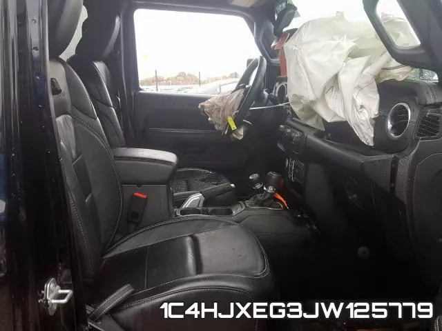 1C4HJXEG3JW125779 фото 6