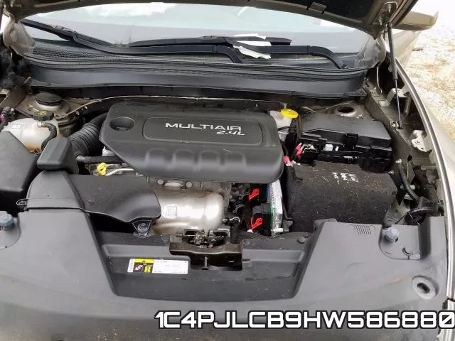 1C4PJLCB9HW586880 фото 7