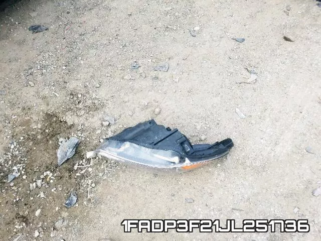 1FADP3F21JL251736 фото 10