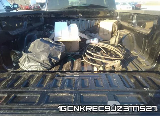 1GCNKREC9JZ377527 фото 9