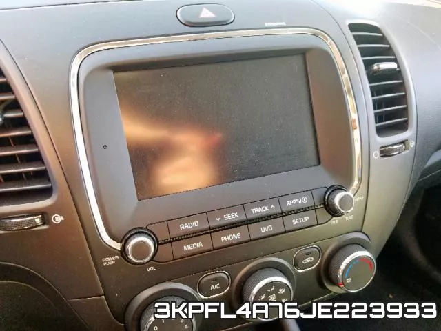 3KPFL4A76JE223933 фото 6