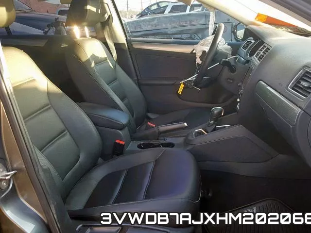 3VWDB7AJXHM202068 фото 5