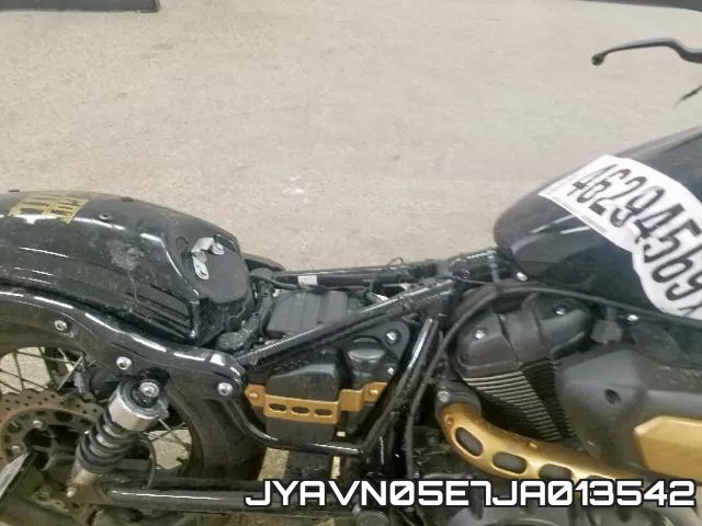 JYAVN05E7JA013542 фото 4