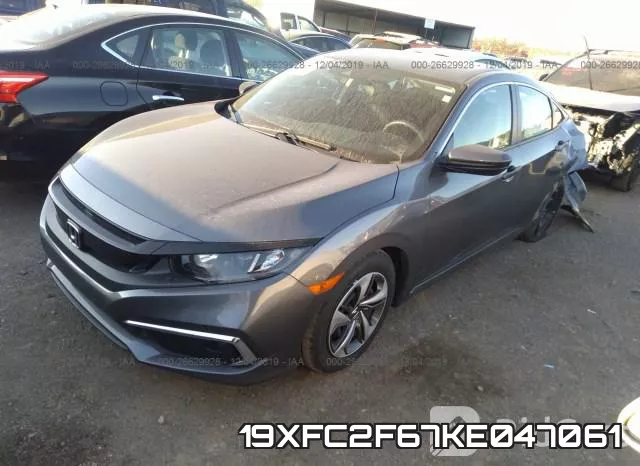19XFC2F67KE047061 фото 3
