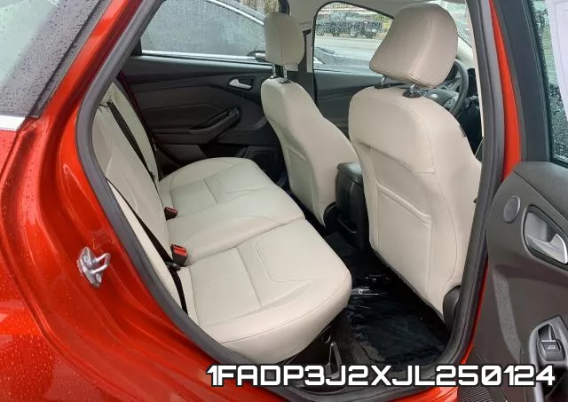 1FADP3J2XJL250124 фото 6