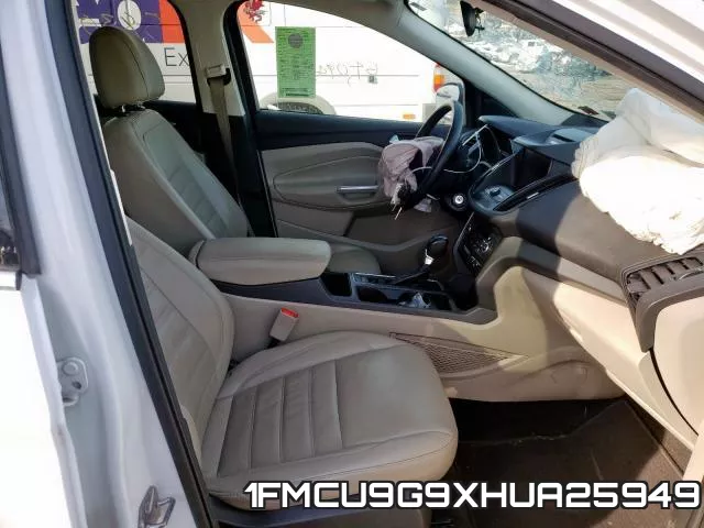1FMCU9G9XHUA25949 фото 4