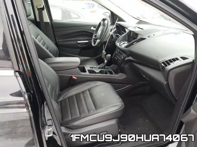 1FMCU9J90HUA74067 фото 4