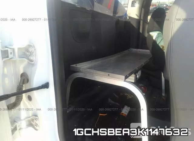 1GCHSBEA3K1147632 фото 8