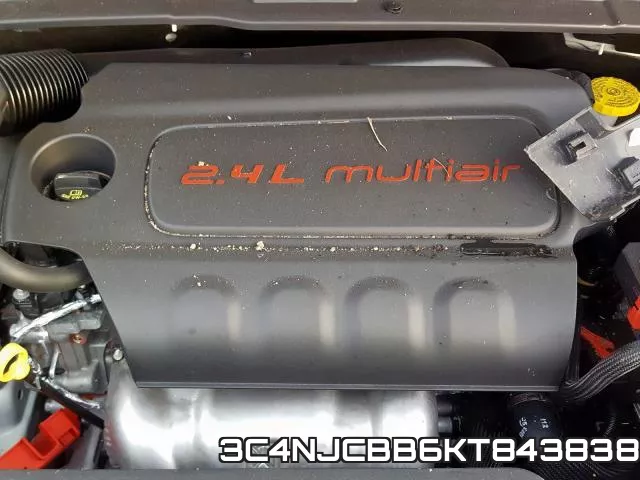 3C4NJCBB6KT843838 фото 7