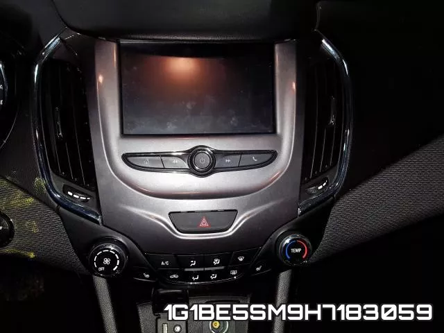 1G1BE5SM9H7183059 фото 10