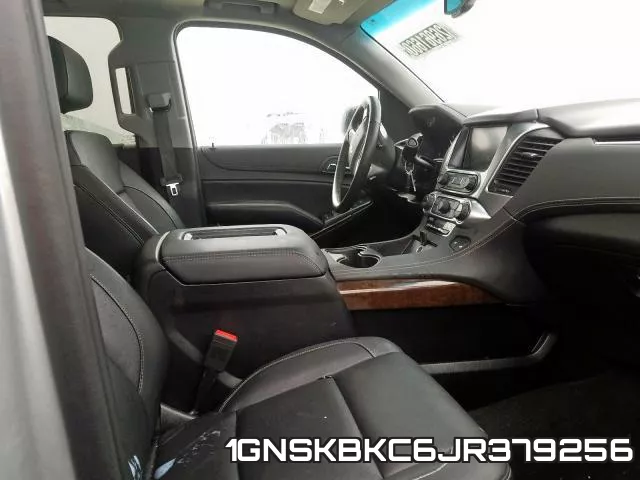 1GNSKBKC6JR379256 фото 6