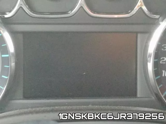 1GNSKBKC6JR379256 фото 8