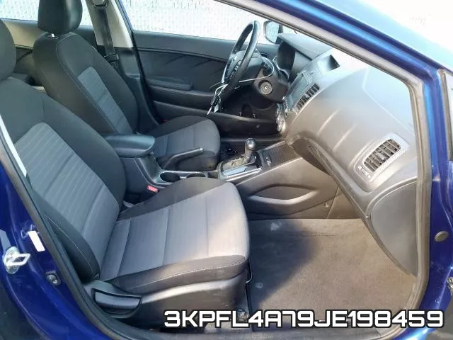 3KPFL4A79JE198459 фото 4