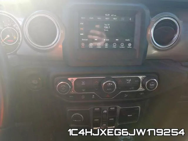 1C4HJXEG6JW179254 фото 9