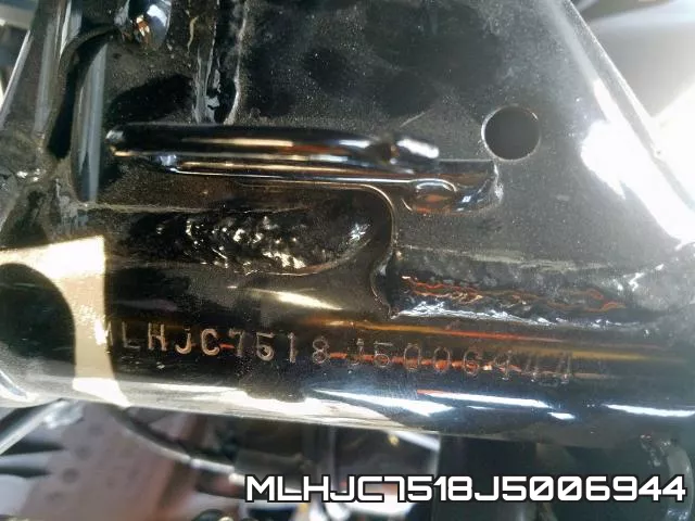 MLHJC7518J5006944 фото 2