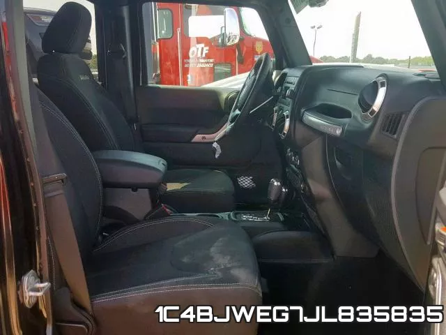 1C4BJWEG7JL835835 фото 6