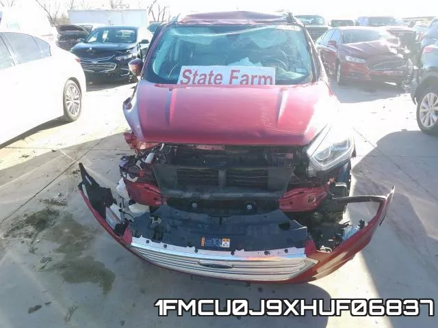 1FMCU0J9XHUF06837 фото 9