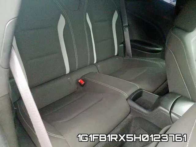1G1FB1RX5H0123761 фото 6