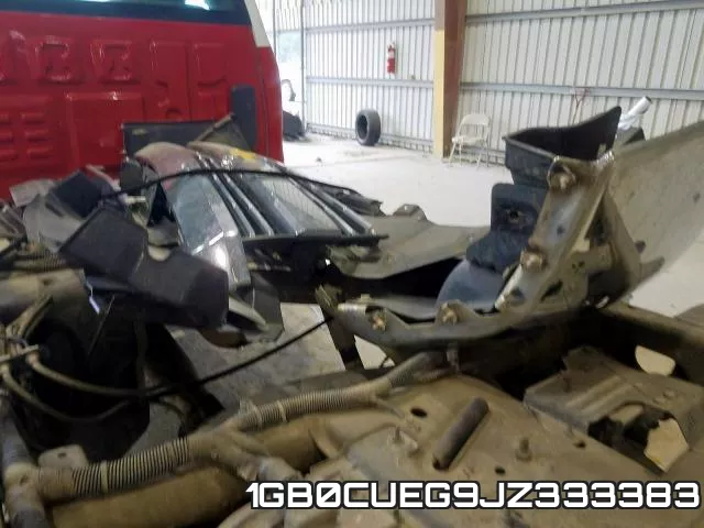 1GB0CUEG9JZ333383 фото 10