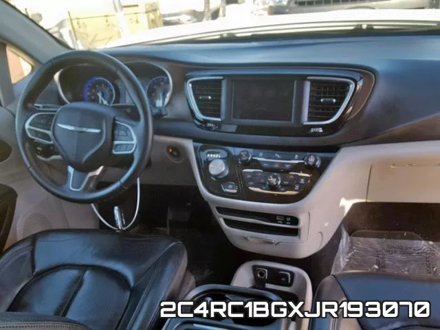 2C4RC1BGXJR193070 фото 8
