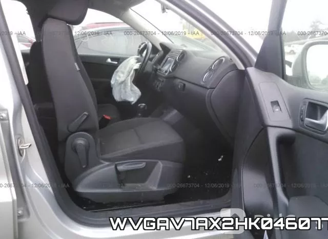 WVGAV7AX2HK046077 фото 6