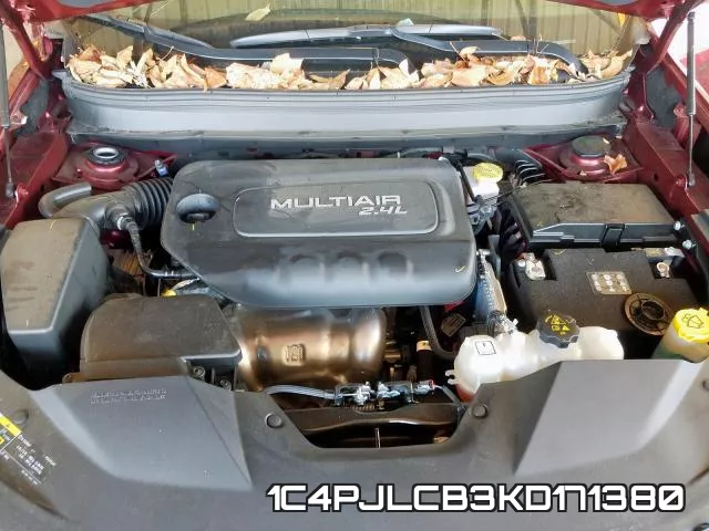 1C4PJLCB3KD171380 фото 8