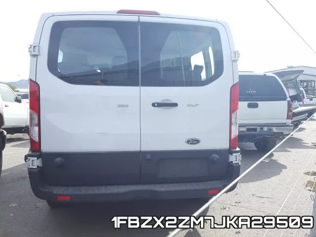 1FBZX2ZM7JKA29509 фото 4