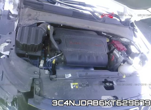 3C4NJDAB6KT629679 фото 2