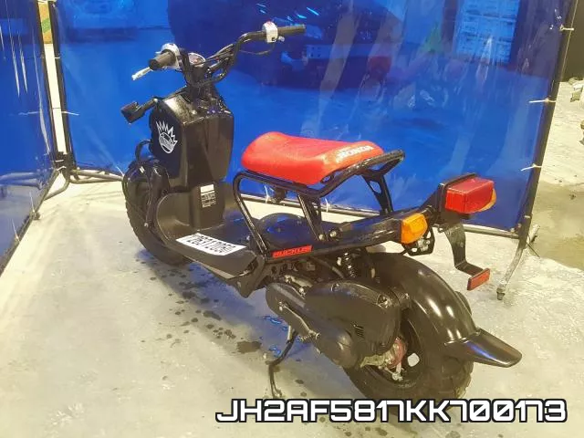 JH2AF5817KK700173 фото 3